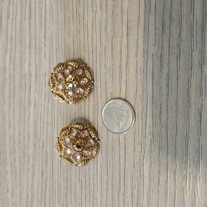 Vintage crystal gemstone diamonique multi cut sparking we earring.